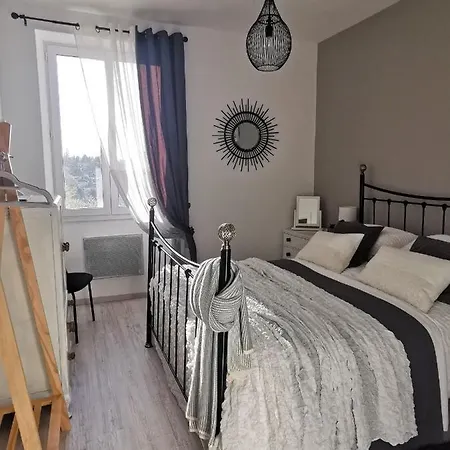 'quelle Belle Vue' D'hote * Confolens